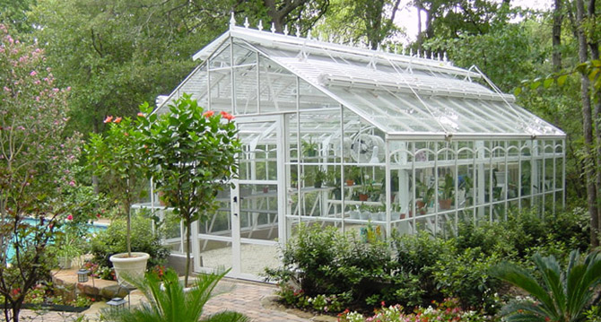 4 Incredible Benefits Of Possessing A Greenhouse post thumbnail image